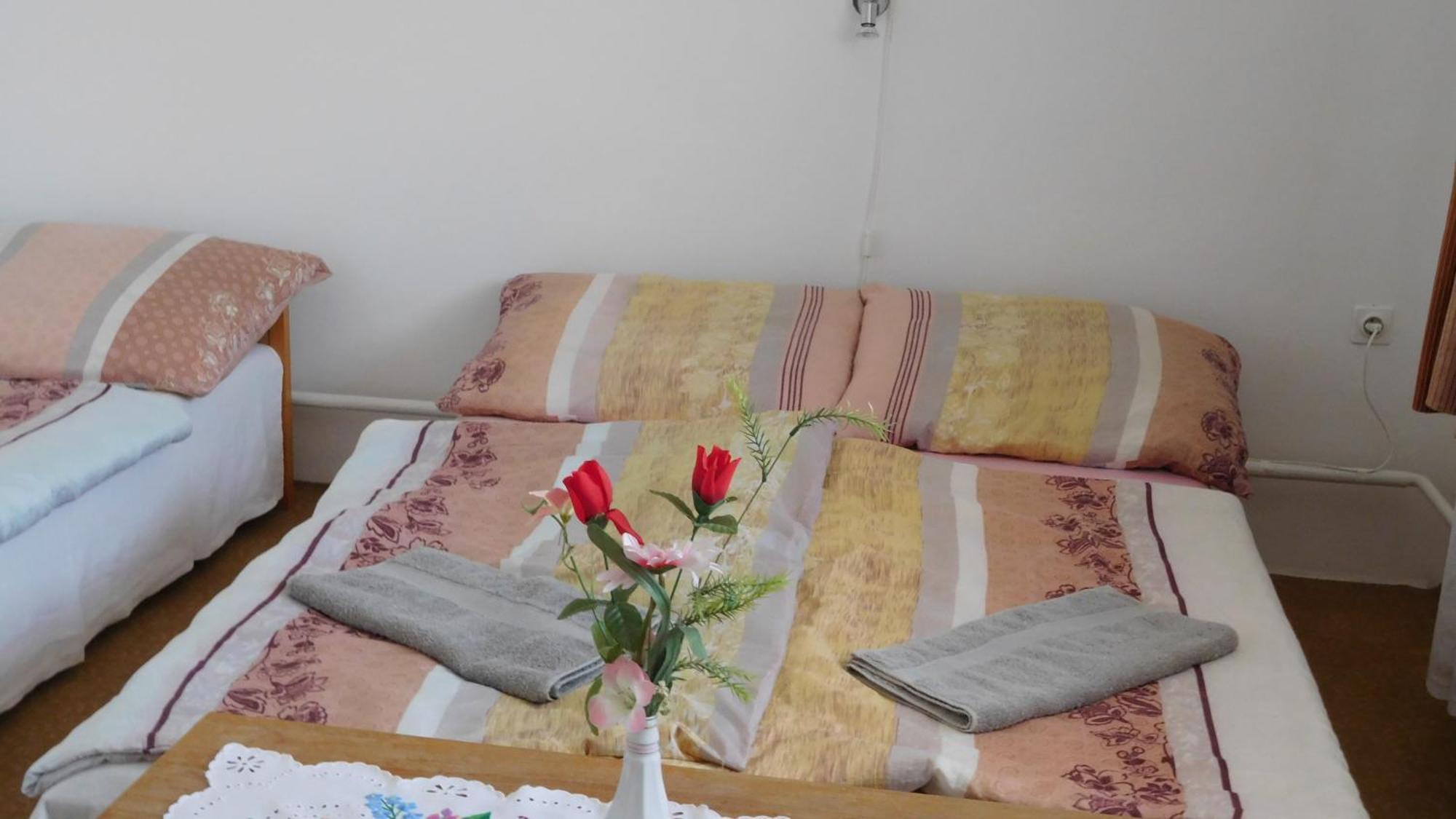 Napfeny Vendeghaz Appartement Miskolc Buitenkant foto